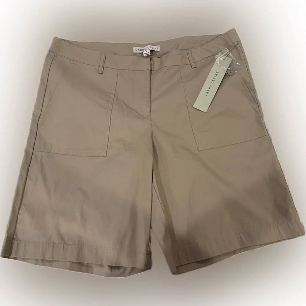 Larry Levine size 10 khaki shorts - Picture 1 of 3